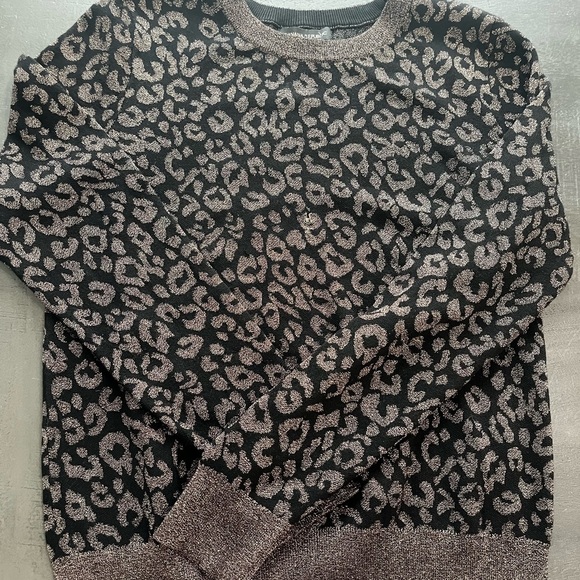 Banana Republic Black and Gold Animal Print Sweater Long Sleeve Size Medium - Picture 1 of 9